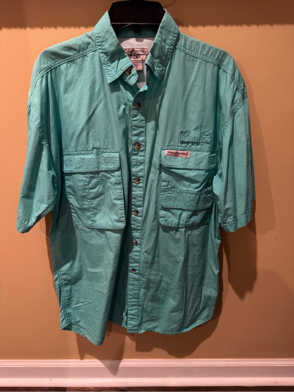 Hook & Tackle Fishing Shirt Men’s Size M Mint Green Vented Short Sleeve Outdoor